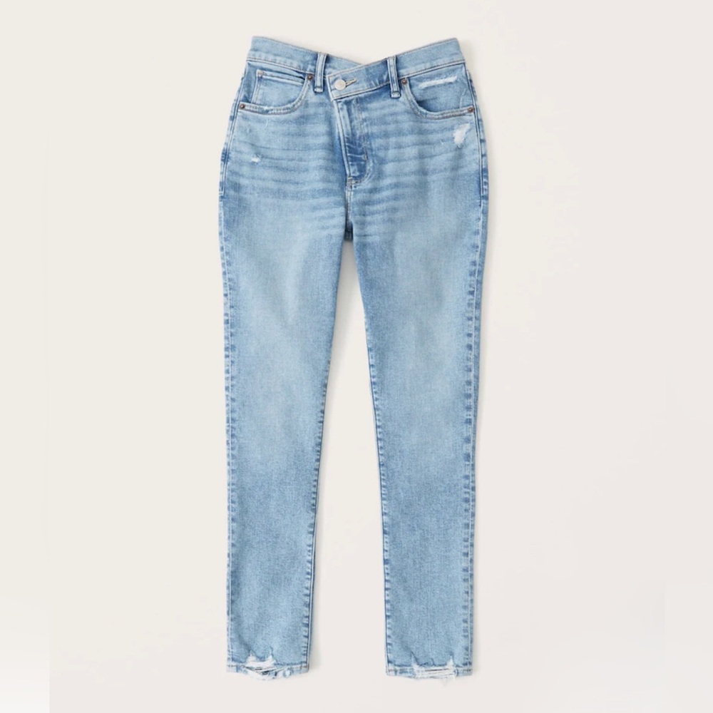Abercrombie and Fitch Overlap Blue High Wasted Distressed Jeans size 29